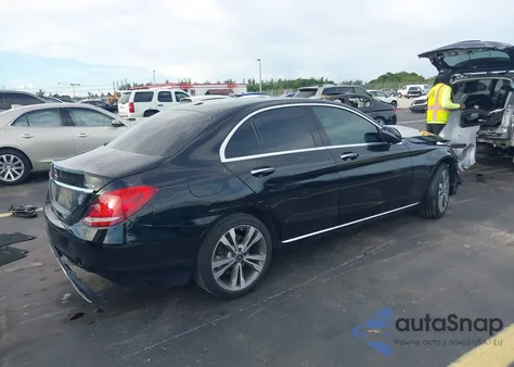 2021 Mercedes-Benz C 300 4Matic из США, поврежденный, VIN W1KWF8EB7MR648556